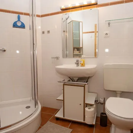 Apartamento Dachstein-4 By Interhome